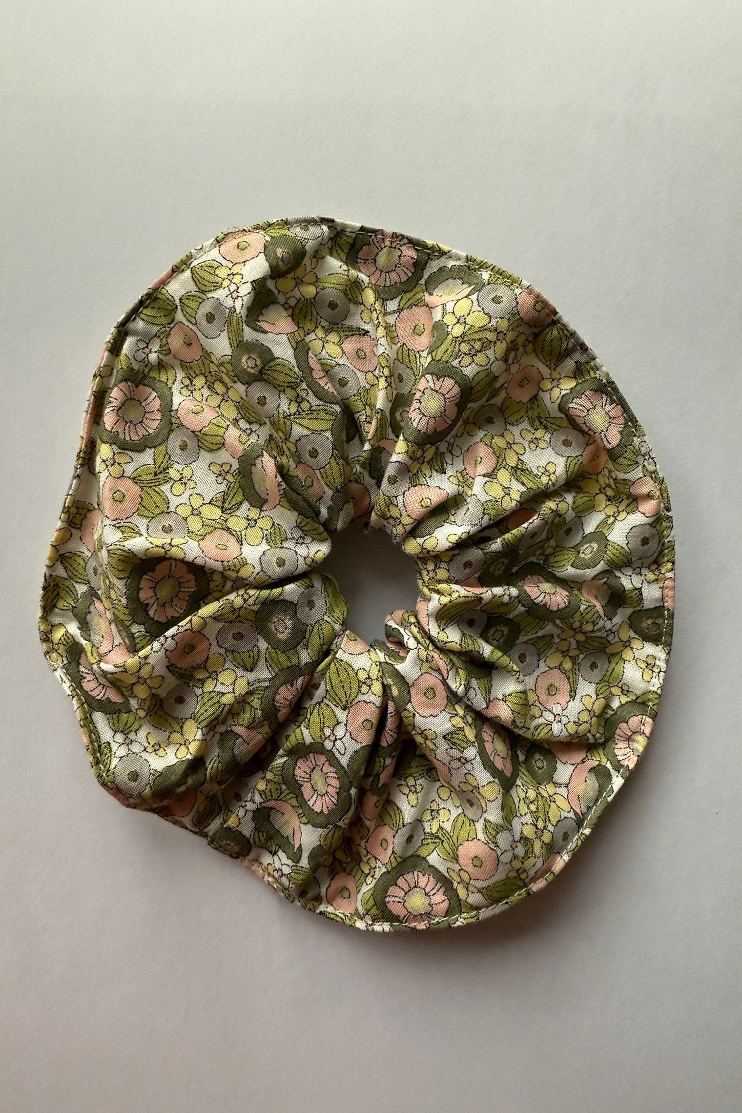 Scrunches-cotone-fiori.jpg