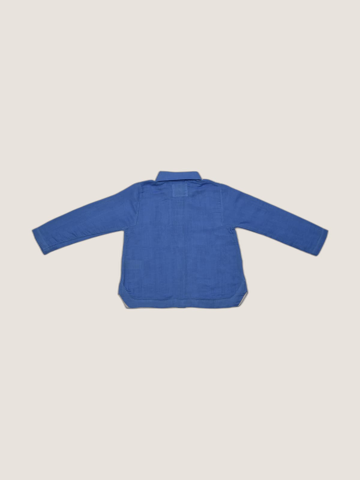 Camicia George in Mussola Blu navy e notte still life retro di Farway Milano - _AND3664-vertical-beige-centrato-zoom.jpg
