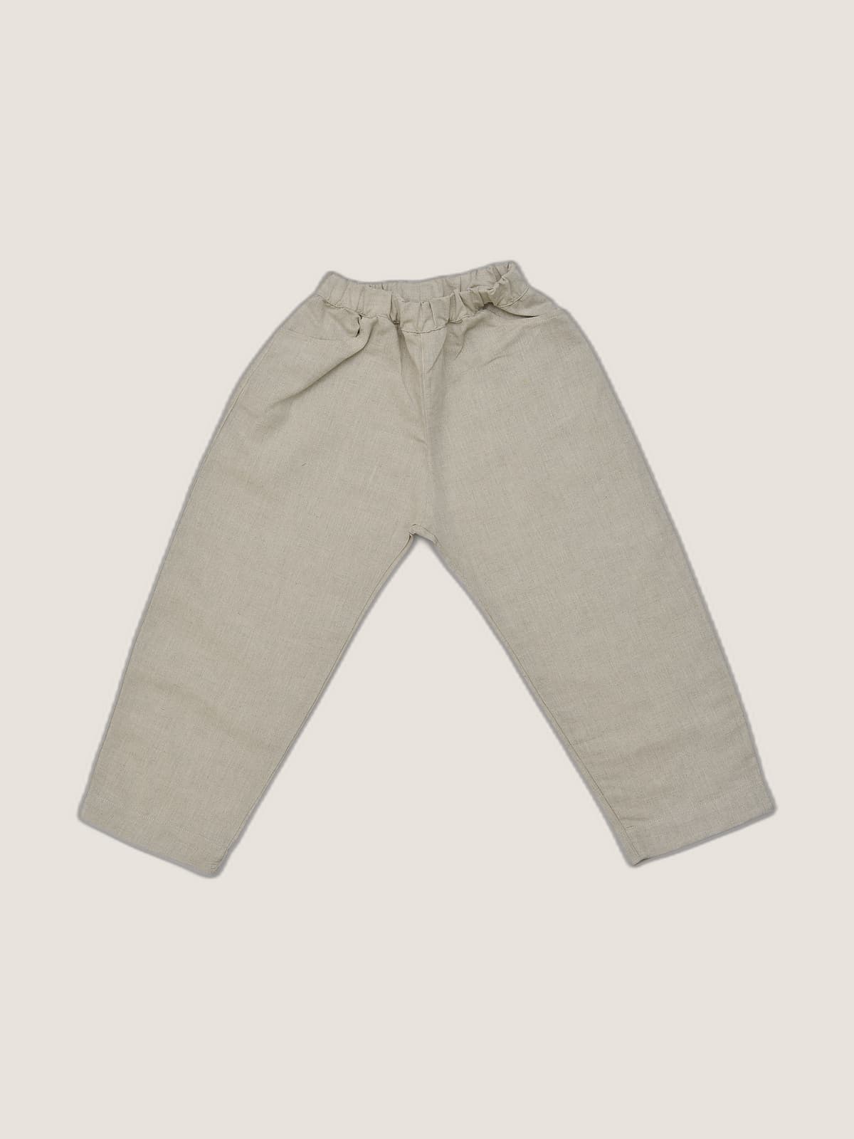 Pantalone Capri Ecru e lino naturale still life front di Farway Milano - _AND3701-vertical-beige-centrato-zoom.jpg