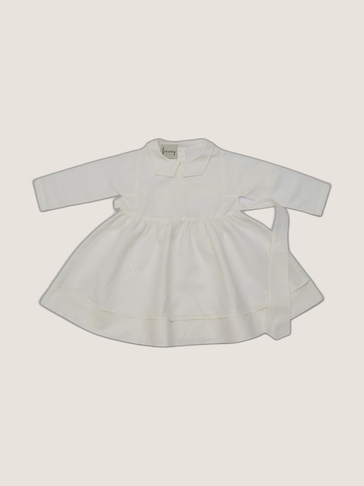 Abito Ariel Panna e avorio still life front di Farway Milano - _AND3771-vertical-beige-centrato-zoom.jpg