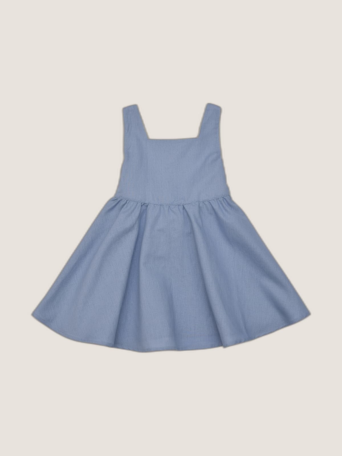 Abito Charlotte smanicato in lino Azzurro polvere e denim still life front di Farway Milano - _AND3788-vertical-beige-centrato-zoom.jpg