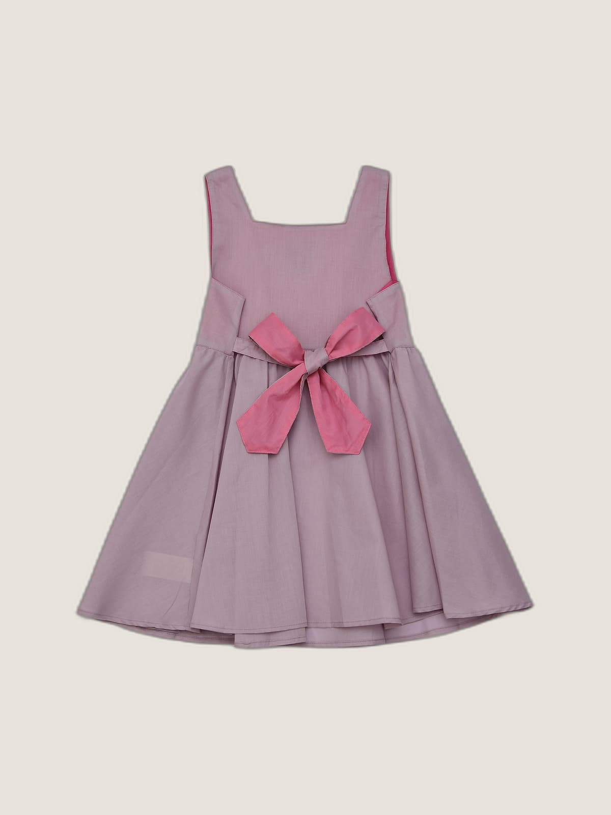 Abito Charlotte smanicato in voile Rosa cipria e nude still life retro di Farway Milano - _AND3793-vertical-beige-centrato-zoom.jpg