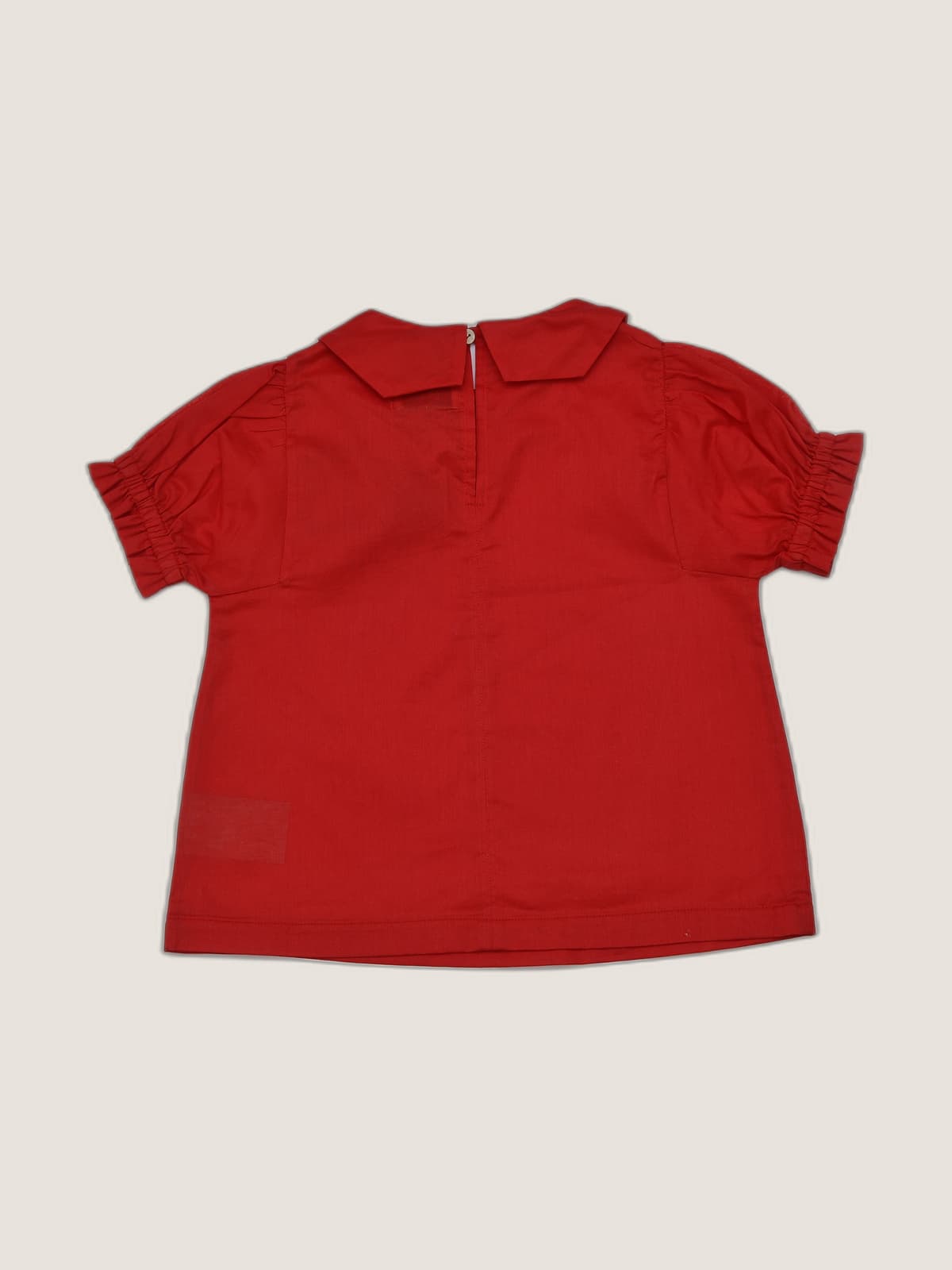 Camicia Masha manica corta a sbuffo Rosso e ciliegia still life retro di Farway Milano - _AND3844-vertical-beige-centrato-zoom.jpg