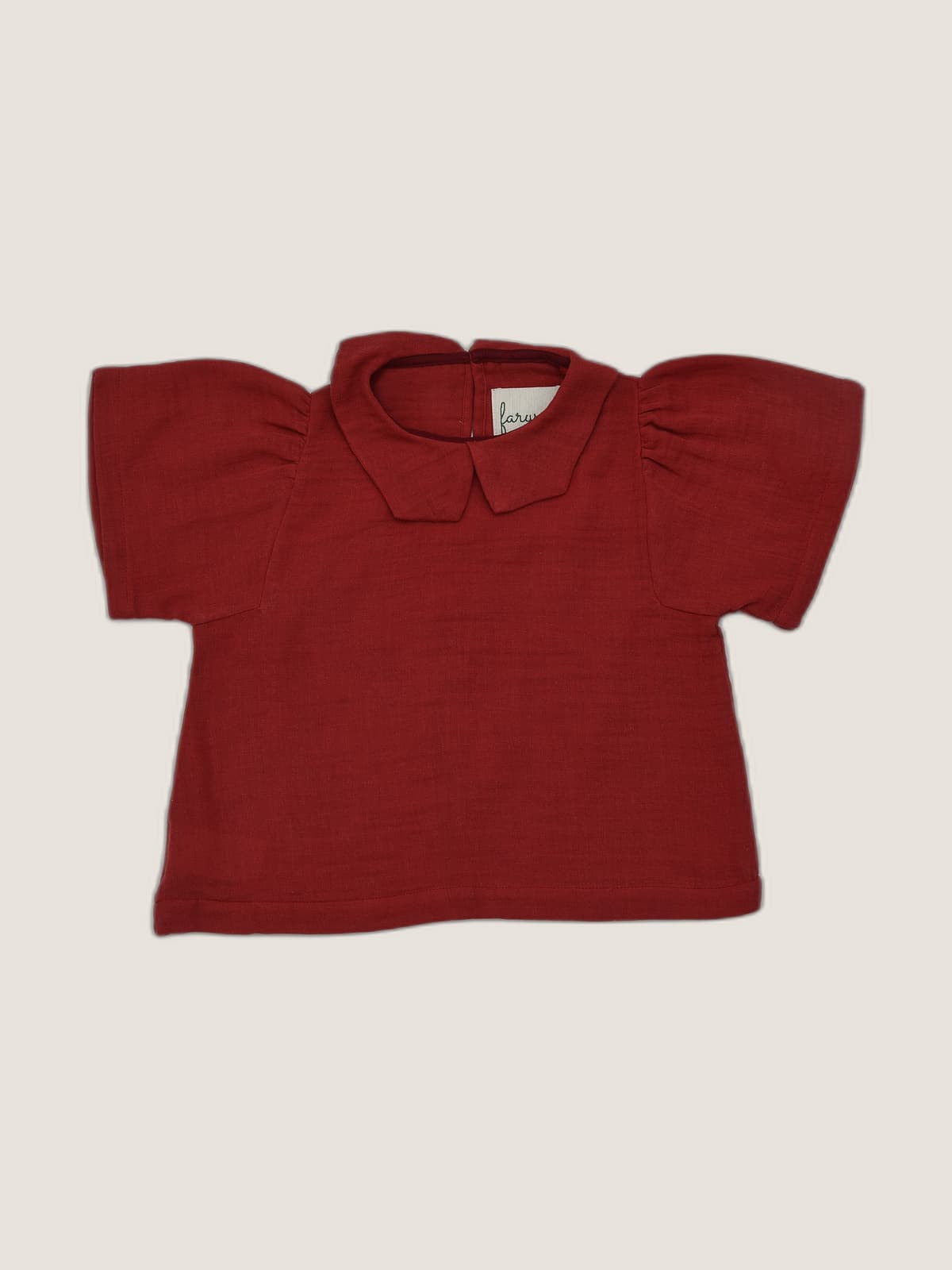 Camicia Masha manica scampanata Rosso e ciliegia still life front di Farway Milano - _AND3851-vertical-beige-centrato-zoom.jpg
