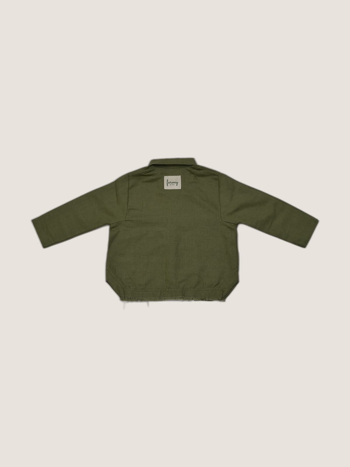Camicia Capri manica lunga Verde khaki e militare still life retro di Farway Milano - _AND3901-vertical-beige-centrato-zoom.jpg
