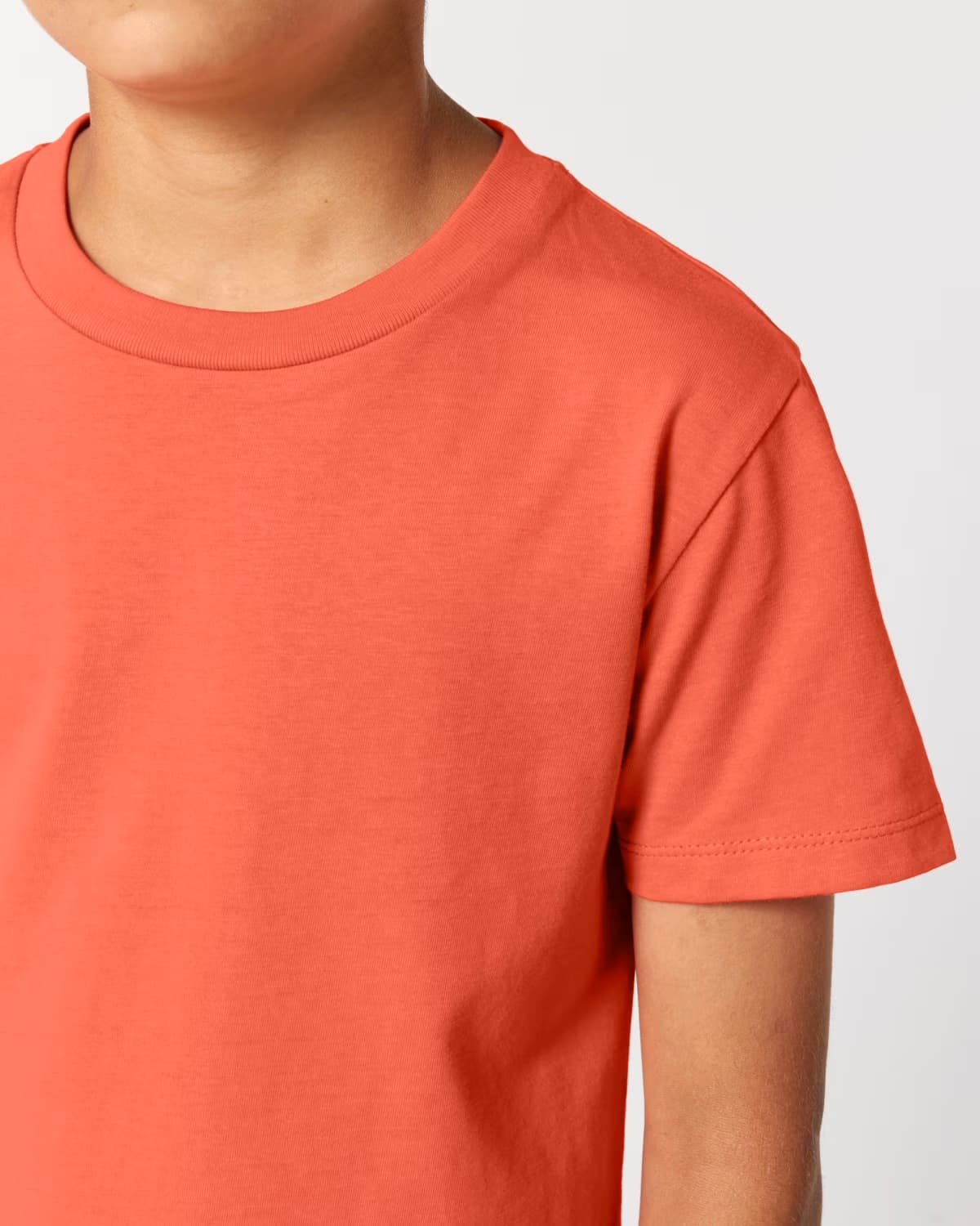T-shirt Bimbi Classica in Cotone Organico Arancione still life dettaglio di Farway Milano