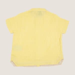 Camicia alla Coreana in Mussola Giallo e ocra still life retro di Farway Milano - camicia_gialla_r-vertical-beige.jpg