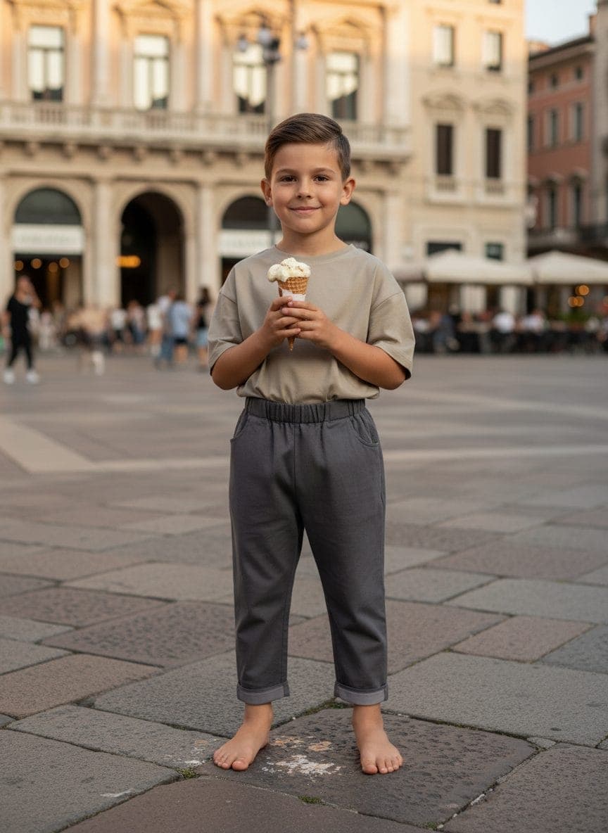 Pantalone Cropped in Popeline Grigio melange e chiaro Una sera d'estate: gelato con gli amici di Farway Milano