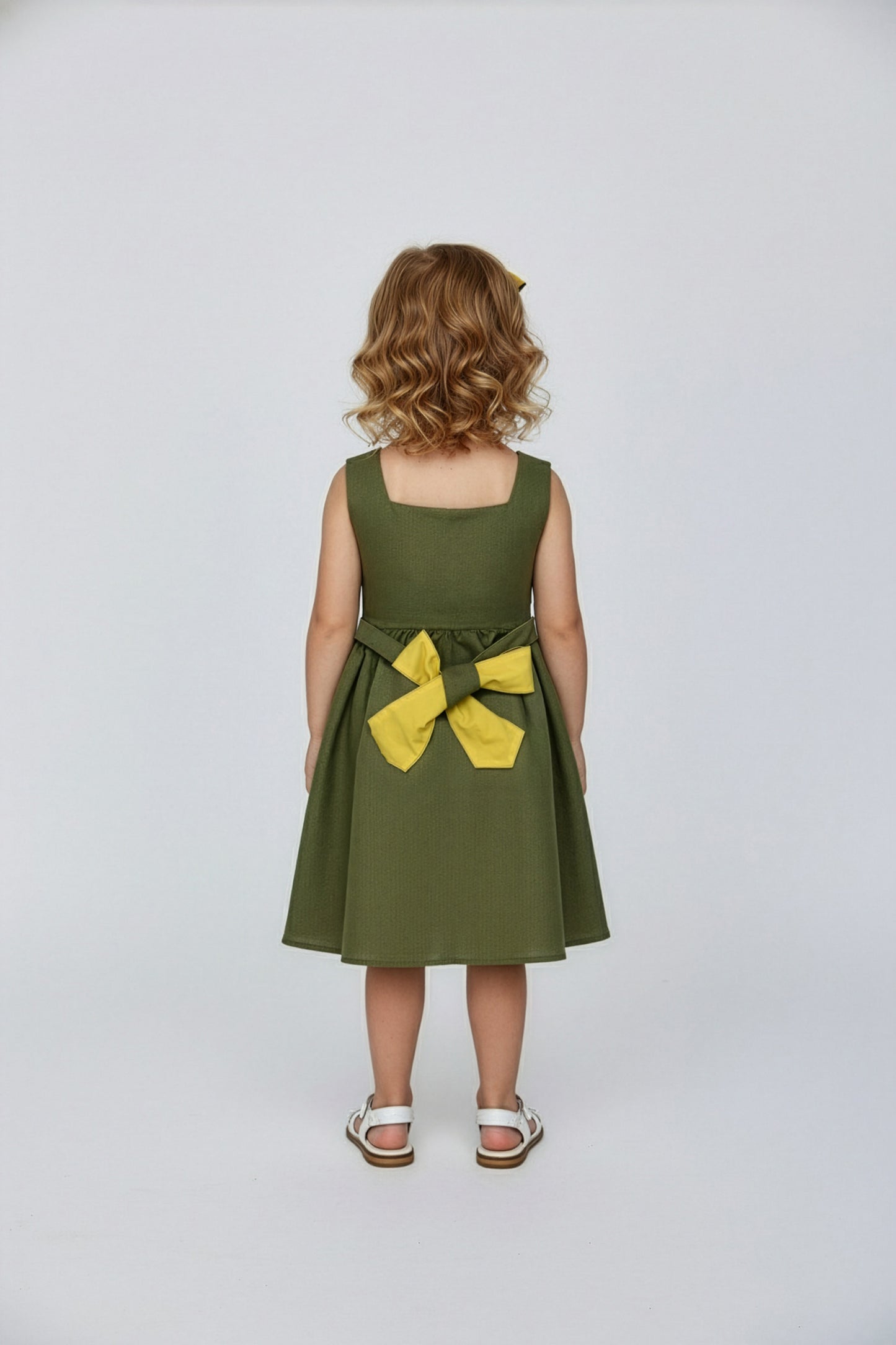 Abito Charlotte smanicato in lino