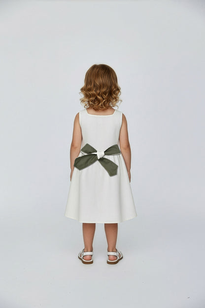 Abito Charlotte smanicato in lino