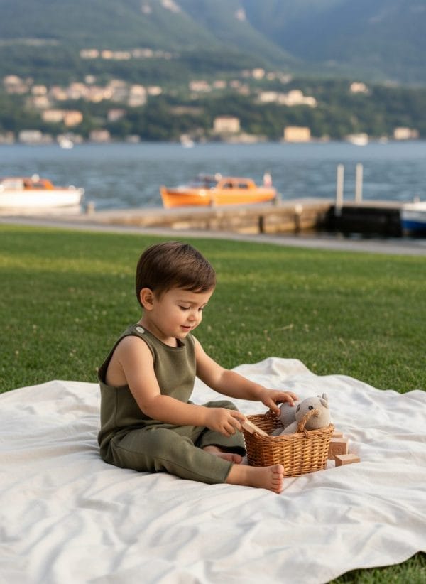 Tutina Smanicata Verde khaki e militare Picnic al parco di Farway Milano