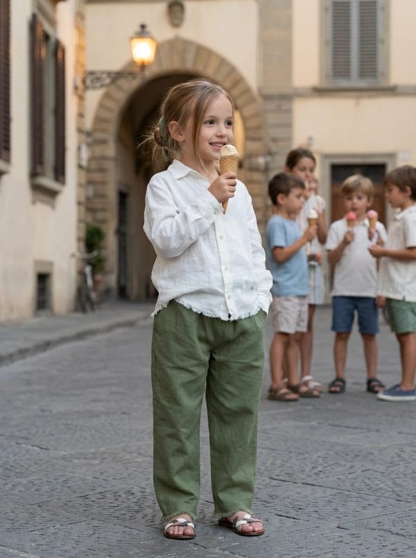 Pantalone Capri sfilacciato Verde khaki e militare Una sera d'estate: gelato con gli amici di Farway Milano